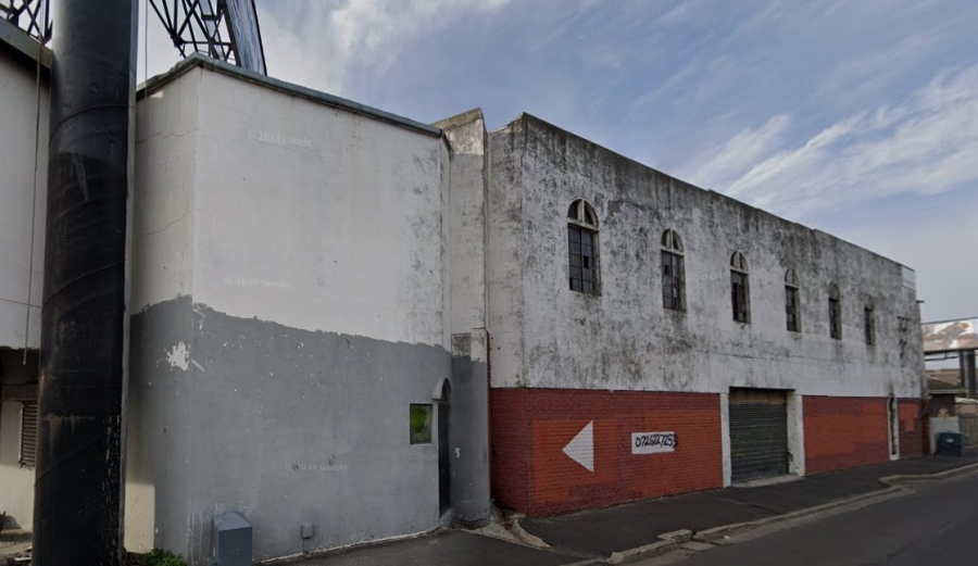  Bedroom Property for Sale in Maitland Western Cape